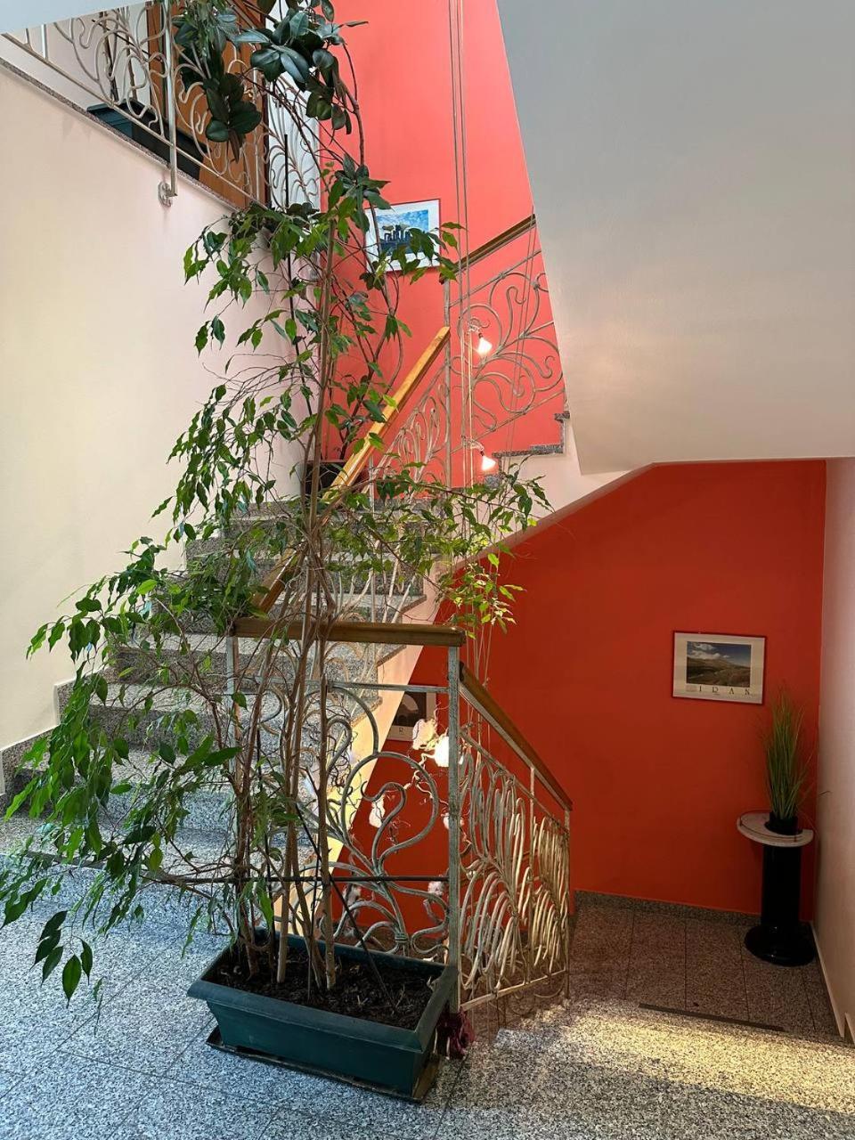 Pension Erlaa Vienna Exterior photo