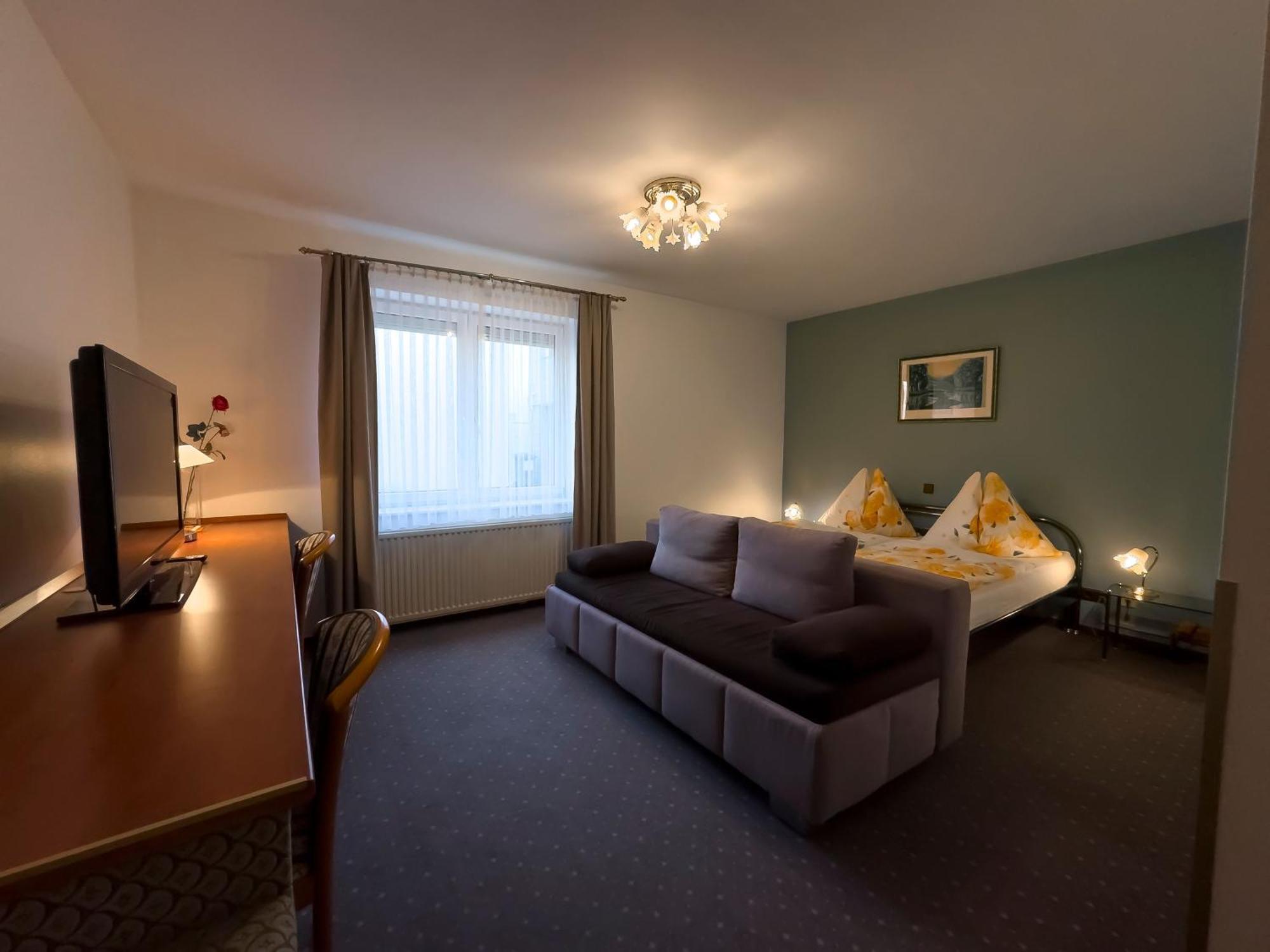 Pension Erlaa Vienna Exterior photo