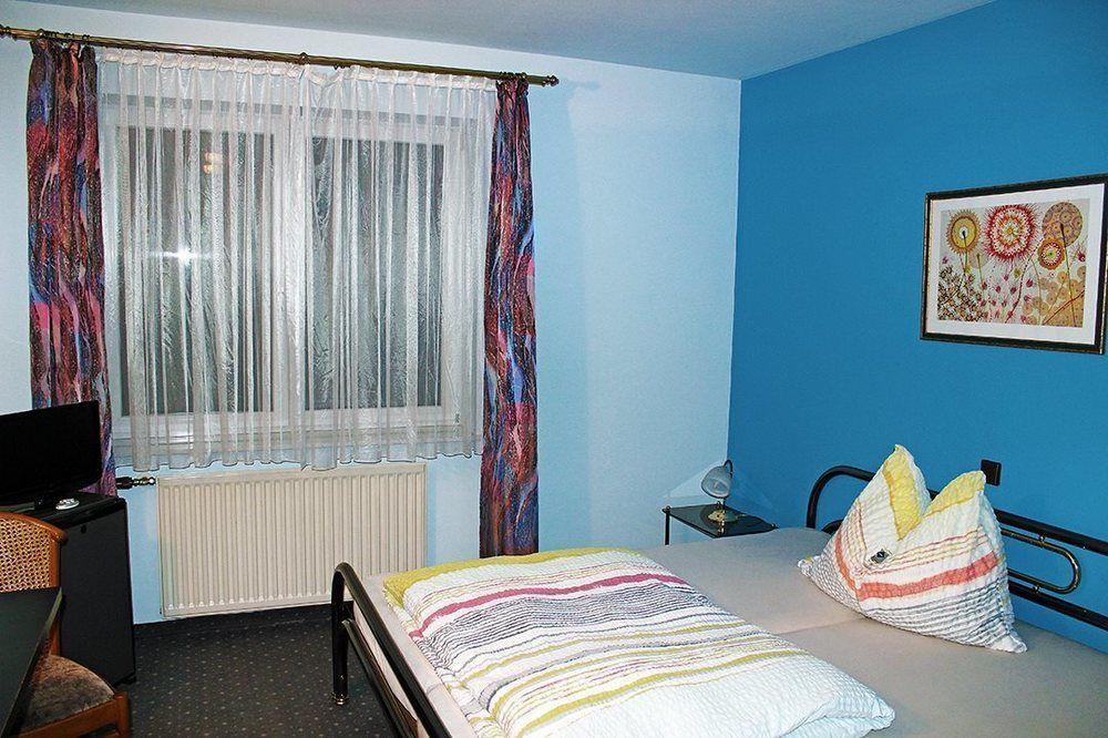 Pension Erlaa Vienna Exterior photo